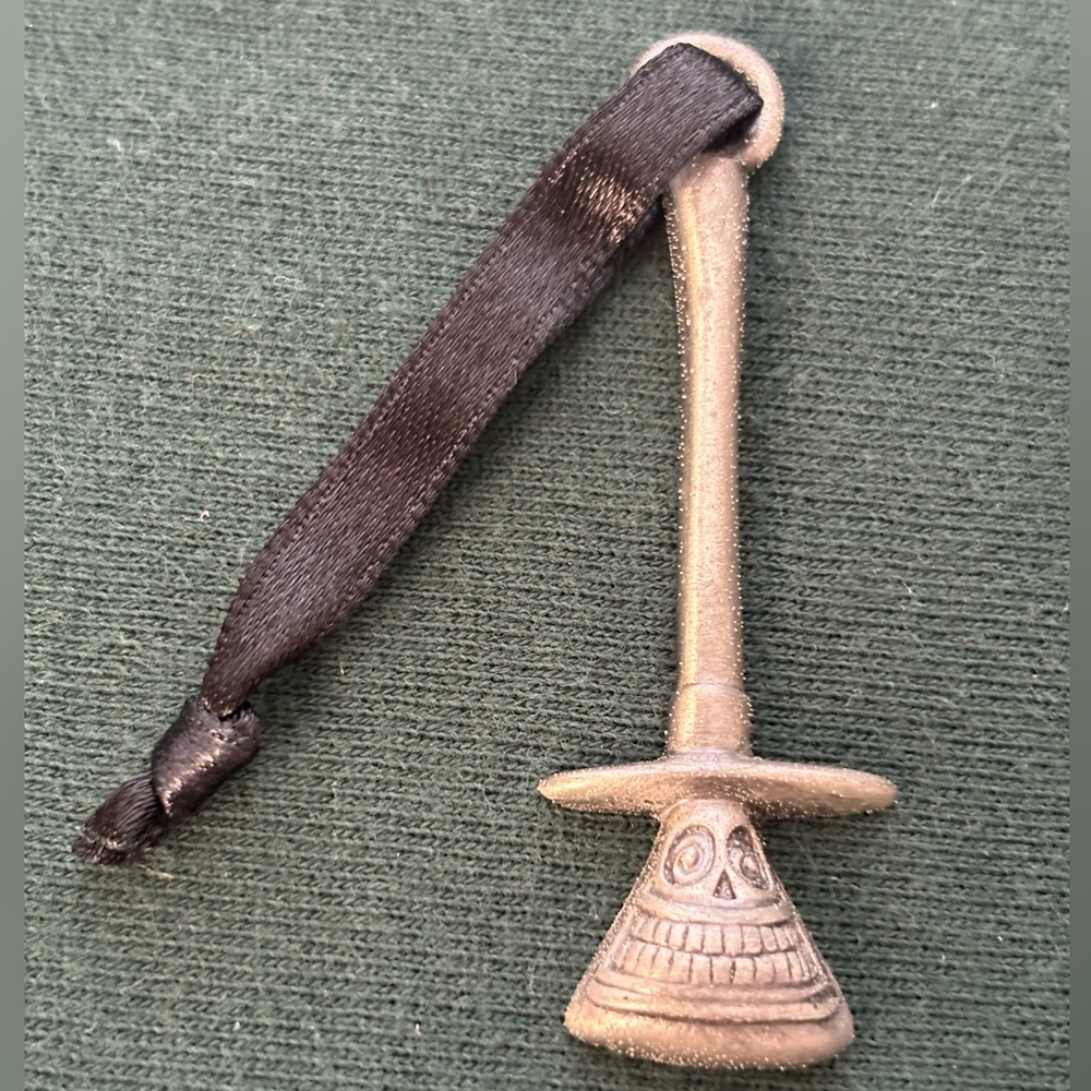 Touchstone Pictures signed Mayor of Halloweentown pendant